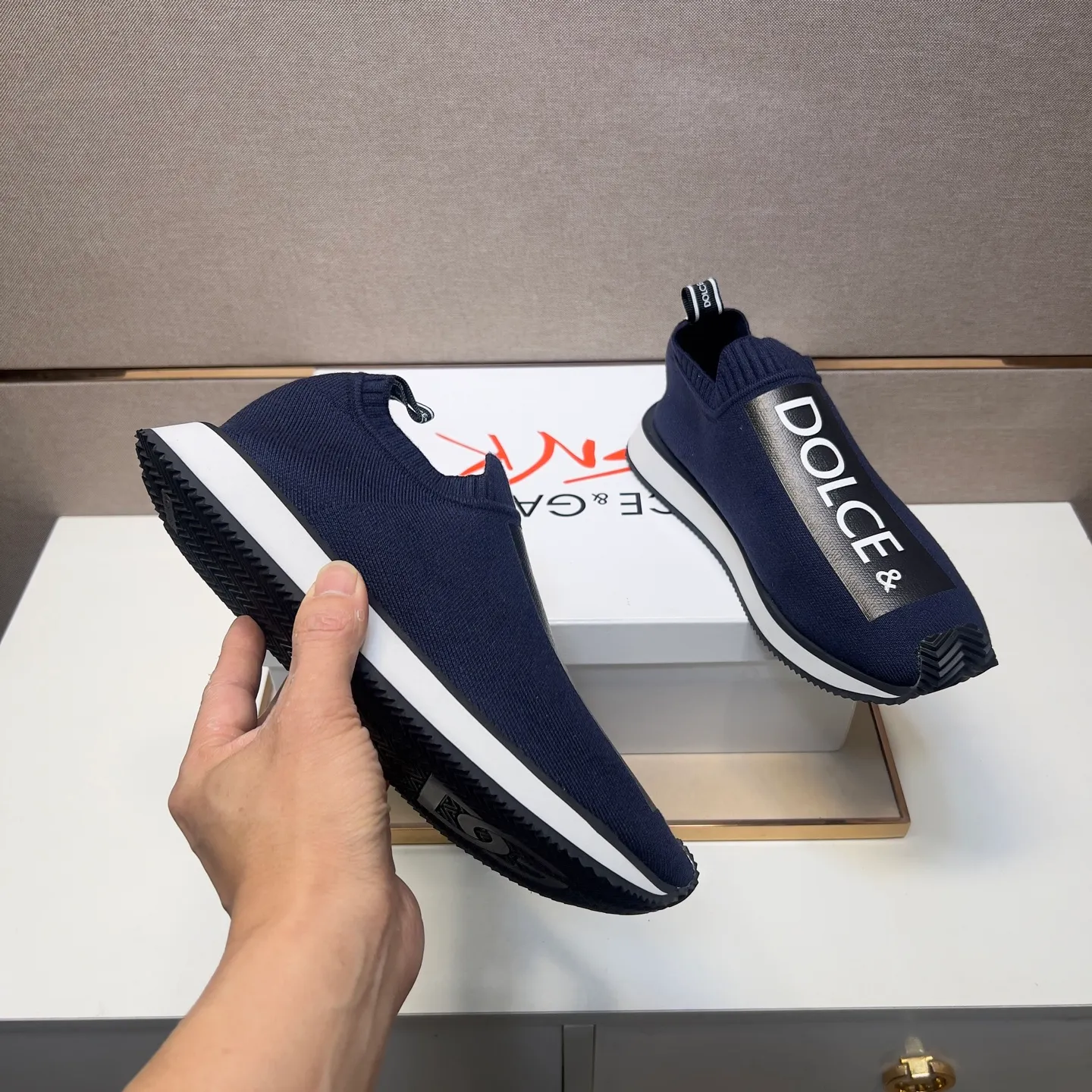 ⬛️Men's men's shoes💰p420【DG～】couple casual shoes 2025z cabinet sales simultaneously 🔶Size: 35-44#️⃣ 🔷7 colors🔜The upper is made of multi-material splicing➕Mesh lining, comfortable and breathable, sole: original comfortable, wear-resistant and non-slip outsole, ⚠️Real shot📱Photographed🎬The real thing is better📢📢📢